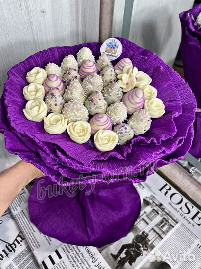 Букет из клубники в шоколаде / клубника в шоколаде