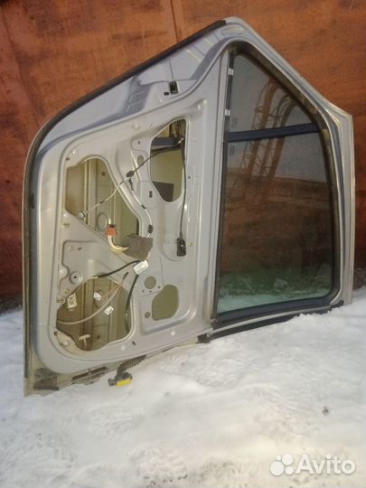 Дверь задняя Рено Лагуна 2 рестайл