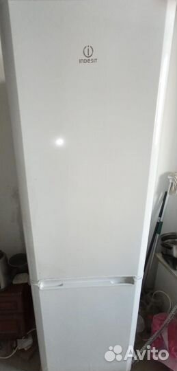 Холодильник на запчасти