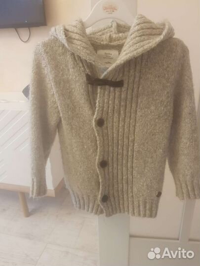 Кофта Zara для мальчика 110 см