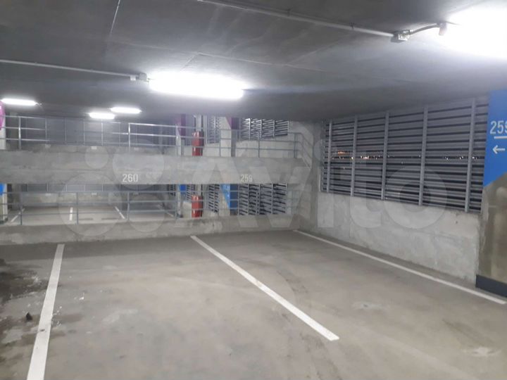 Машиноместо, 14 м²