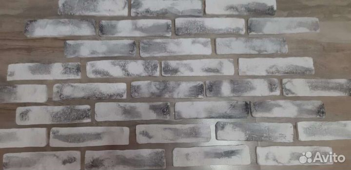 Декоративный гипсовый кирпич