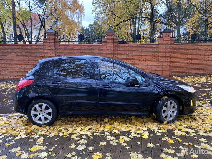 Peugeot 308 1.6 AT, 2010, 105 000 км