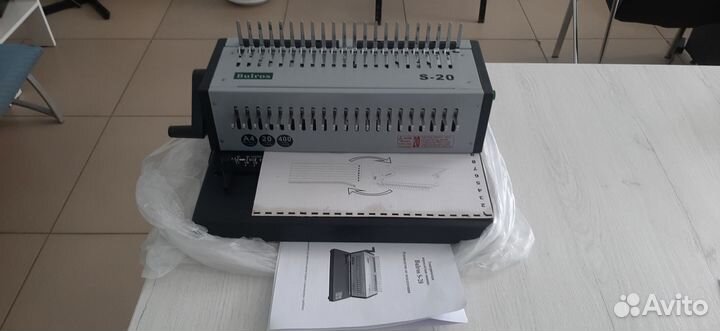 Брошюровщик BulrosS-20 на пласт. пруж. электрическ