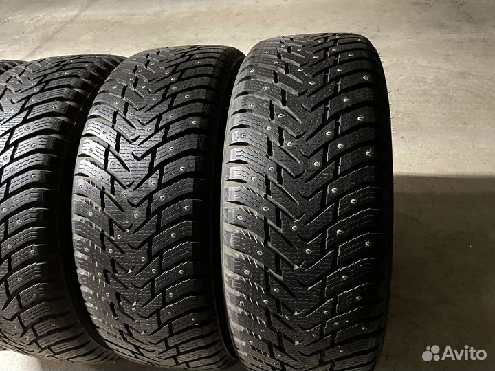 Nokian Tyres Hakkapeliitta 8 SUV 275/55 R20