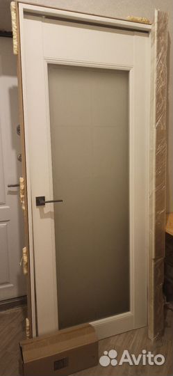 Дверь новая Profildoors