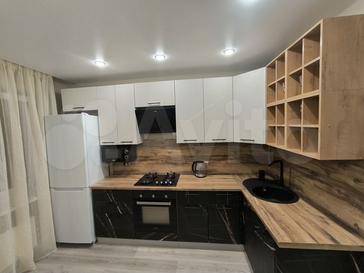 2-к. квартира, 59 м², 7/10 эт.