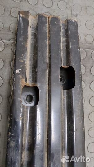 Усилитель бампера Nissan Leaf 2017, 2019