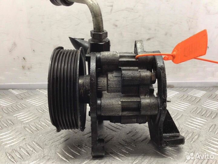 Насос гидроусилителя руля Jeep Grand Cherokee 5209