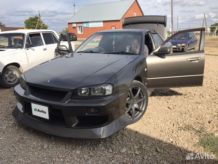 Nissan Skyline 2.5 AT, 2001, 200 000 км