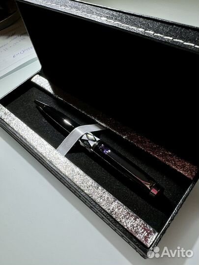 Ручка шариковая в подарочной упаковке