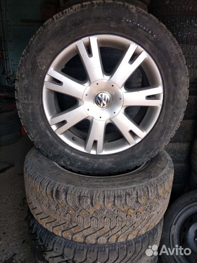 Goodyear UltraGrip 500 255/55 R18 109W