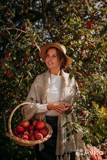 Гид. Экскурсовод на автомобиле