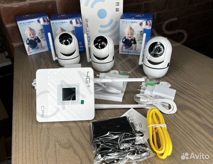 Комплект видеонаблюдения 3 камеры роутер