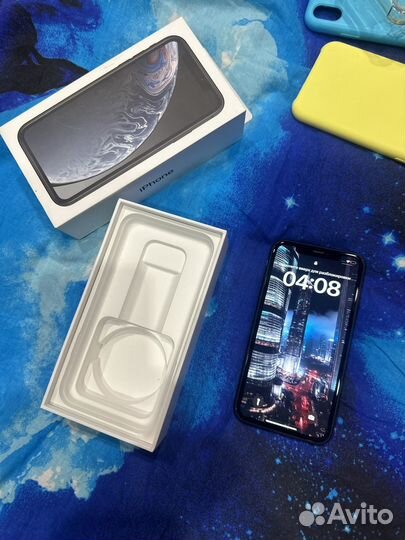 iPhone Xr, 64 ГБ