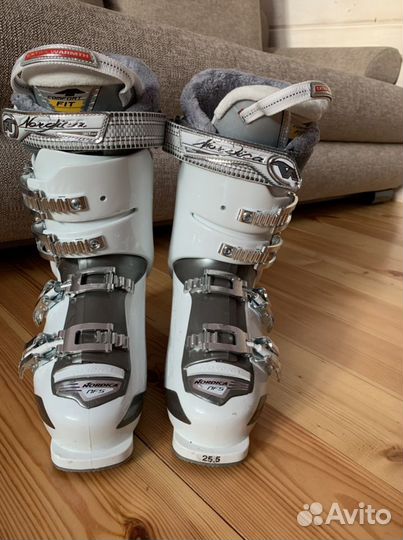 Горнолыжные ботинки