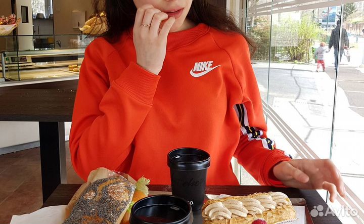 Свитшоты Nike