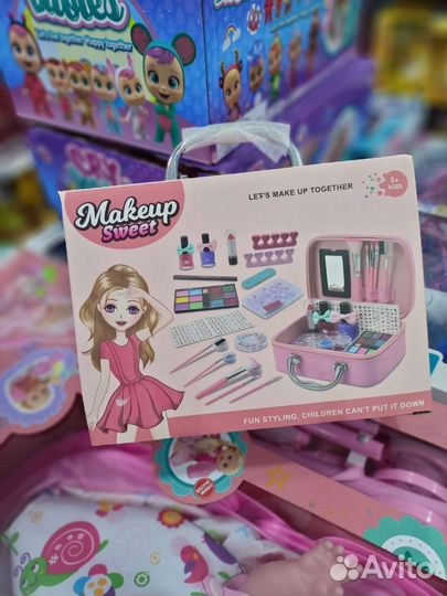 Набор детской косметики в чемоданчике
