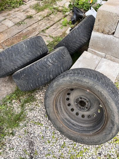 Kumho WinterCraft Ice WI31 195/65 R15