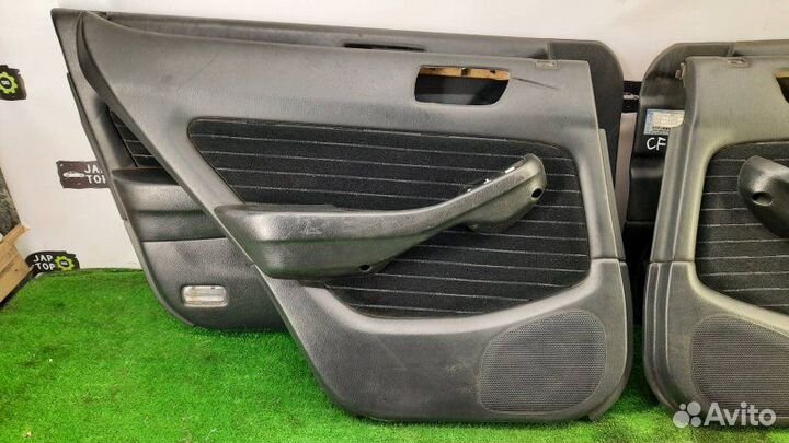 Обшивка двери (комплект) Honda Accord 6 CF6 2.3