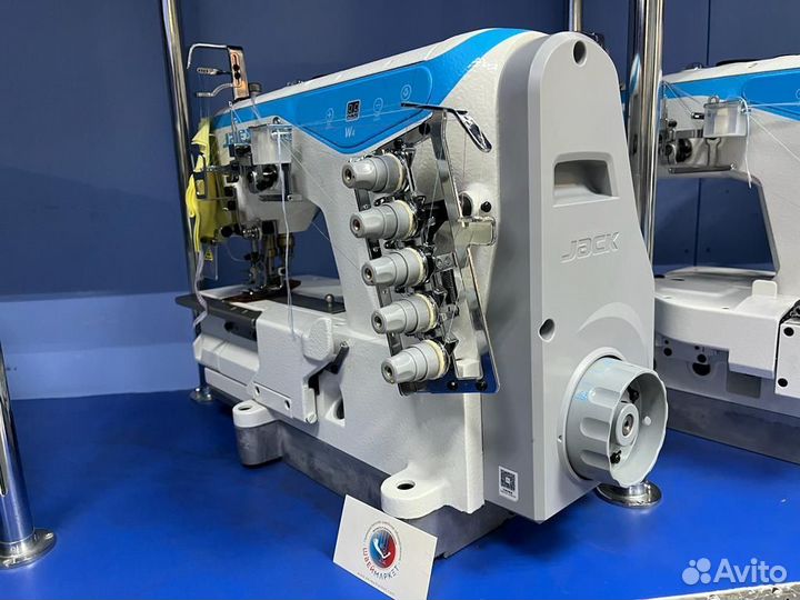 Плоскошовная распошивальная машина для трикотажа