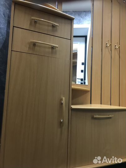 Продам прихожую в отличном состоянии