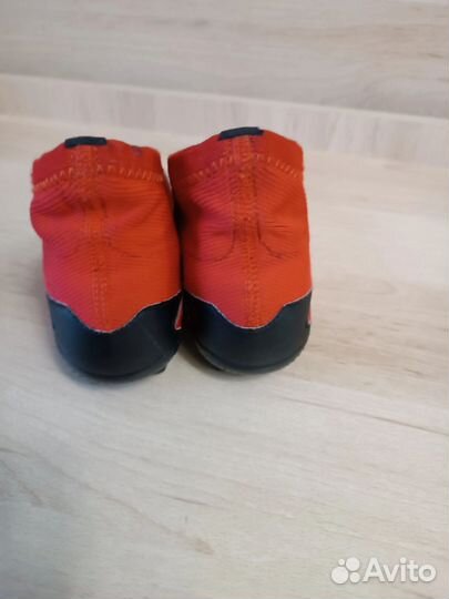 Бутсы adidas predator 35