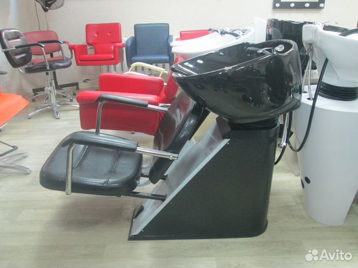 Парикмахерская мойка Найк в наличии