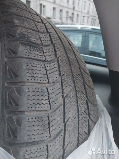 Michelin Latitude X-Ice 275/55 R20