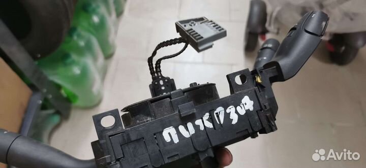 Подрулевой переключатель Peugeot 307