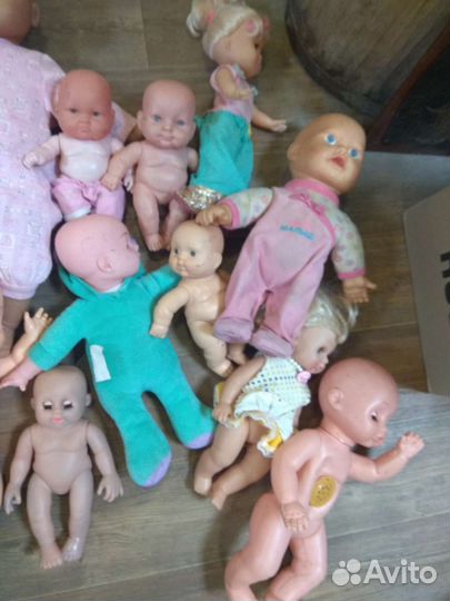 30 кукол и пупсов пакетом