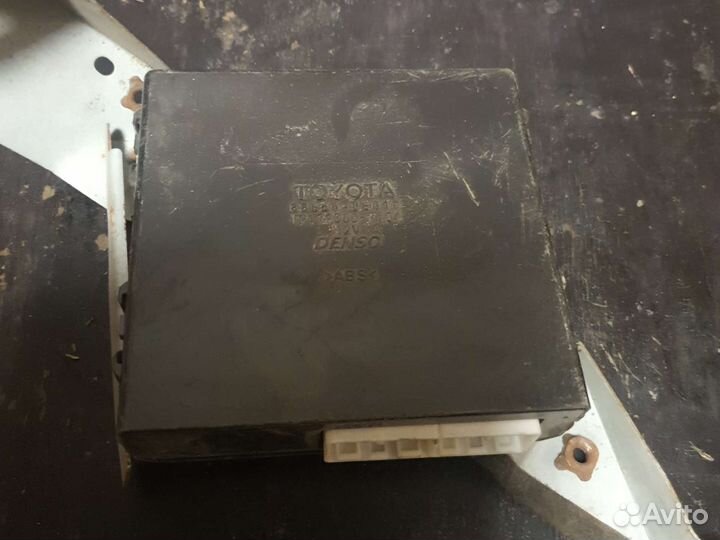 Lexus-rx-300-330-350-400h-88650-0e010