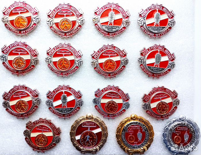 Значки История футбола