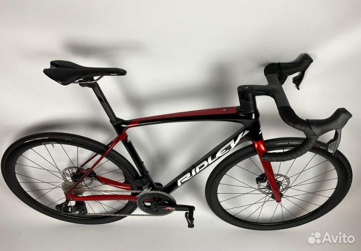 Шоссейный велосипед Ridley Fenix SliCsram AXS ETap
