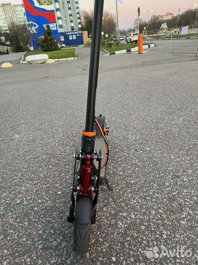 Ninebot F40, Monorim