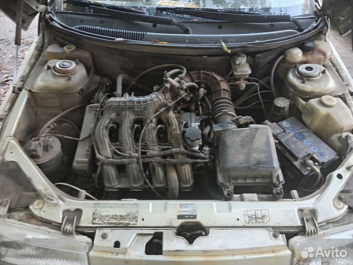 ВАЗ 2112 1.6 МТ, 2006, битый, 368 000 км