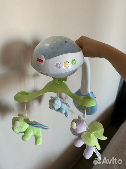 Мобиль Fisher Price Мечты о бабочках с проектором