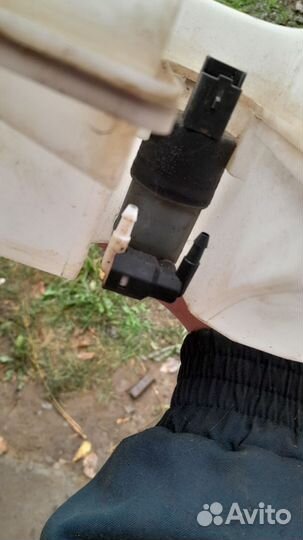 Бачок омывателя renault