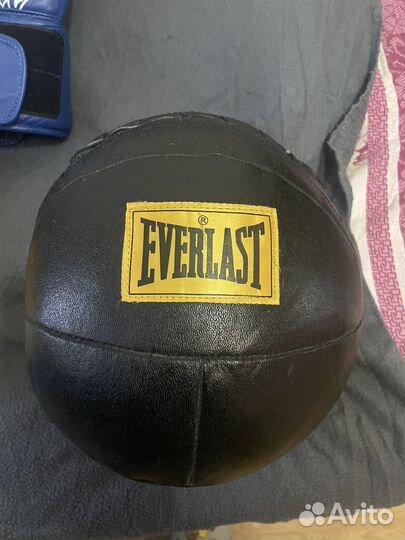 Медицинбол everlast в идеальном состоянии
