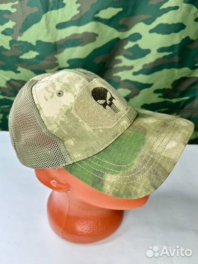 Кепка с черепом