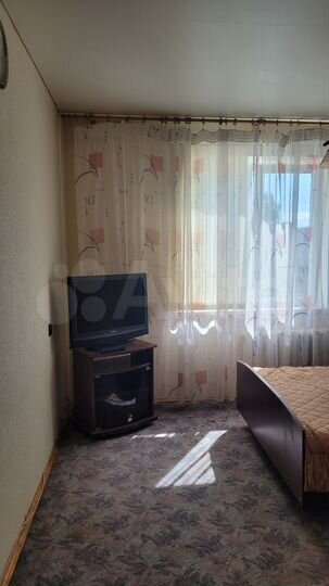 2-к. квартира, 50 м², 3/9 эт.