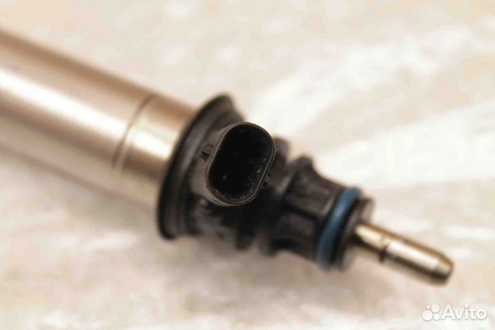 Форсунка топливная Mercedes X204 W204 W205 C20