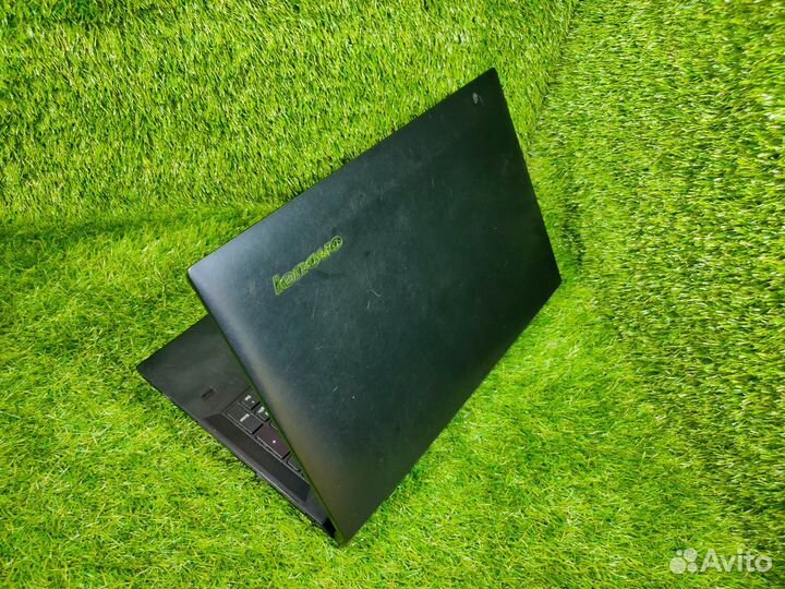 Шустрый Lenovo с SSD для простых игр и учёбы