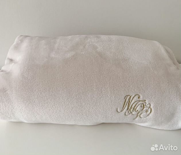 Плед Sofi de Markо новый и покрывало Kedior новое