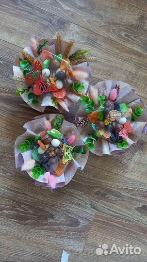 Подарок женщине сладкий букет