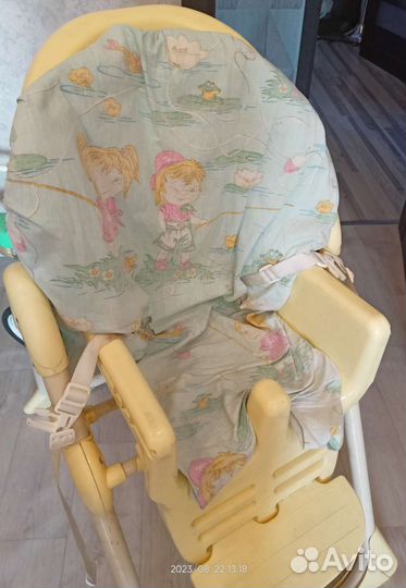 Стульчик для кормления