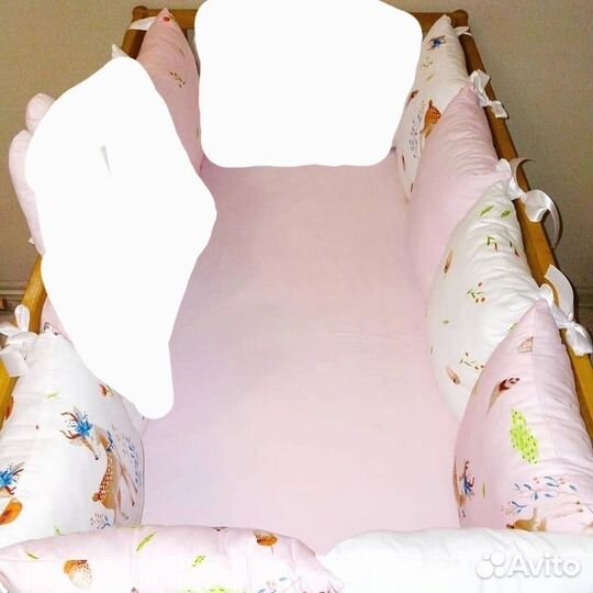 Бортики подушечки в кроватку новые