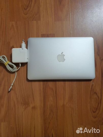 Apple MacBook air 11 2012