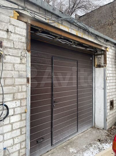 Гараж, > 30 м²