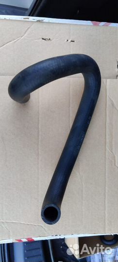 Патрубок шланг охлаждения 15616779 Volvo BL 61/71